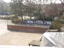 Der Fahrradschuppen ist fast weg